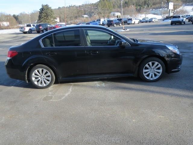 Subaru Legacy 4dr Sdn H4 Auto 2.5i Limited 2012