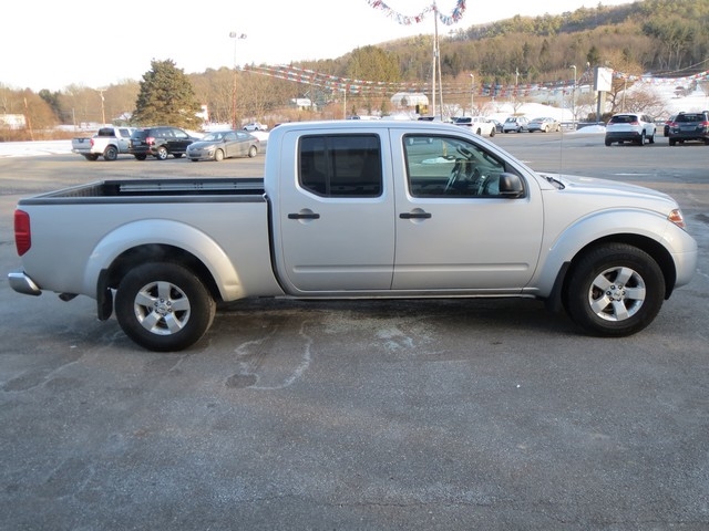 Nissan Frontier  2012