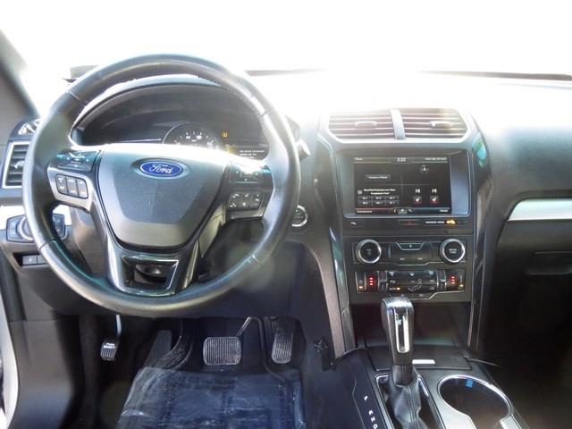 Ford Explorer 4WD 4dr XLT 2016