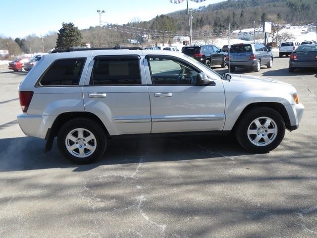 Jeep Grand Cherokee 4WD 4dr Laredo 2010
