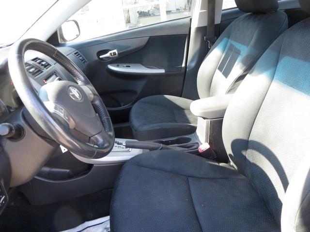 Toyota Corolla  2010