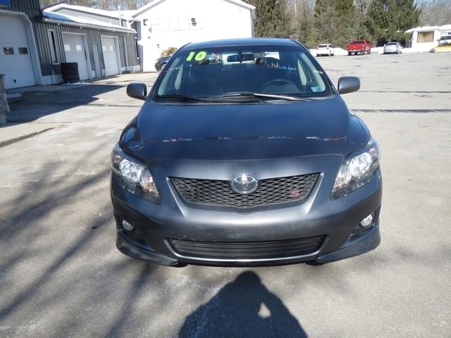 Toyota Corolla  2010