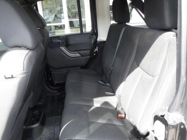 Jeep Wrangler Unlimited 4WD 4dr Sport 2015