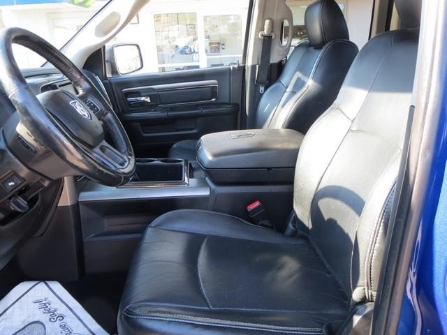 RAM 1500 4WD Quad Cab 140.5" Sport 2014