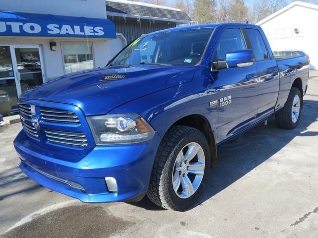 RAM 1500 4WD Quad Cab 140.5" Sport 2014