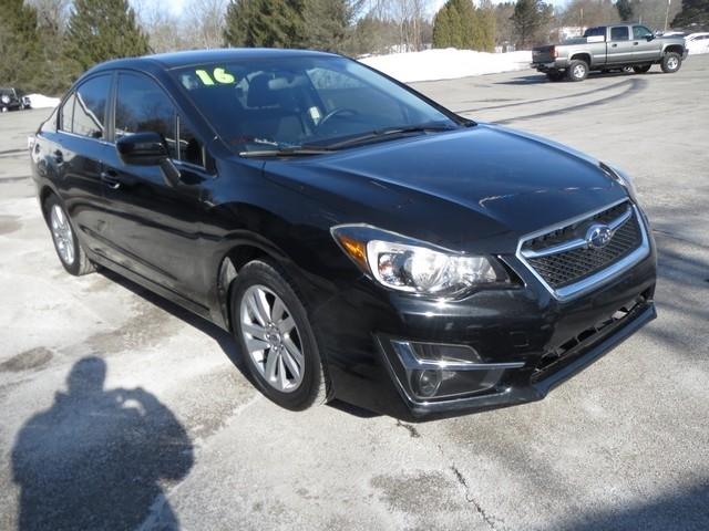 Subaru Impreza Sedan 4dr CVT 2.0i Premium 2016