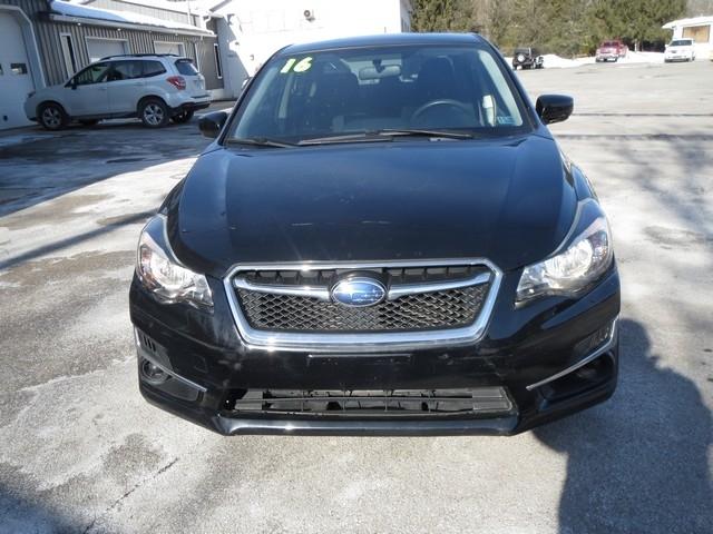 Subaru Impreza Sedan 4dr CVT 2.0i Premium 2016