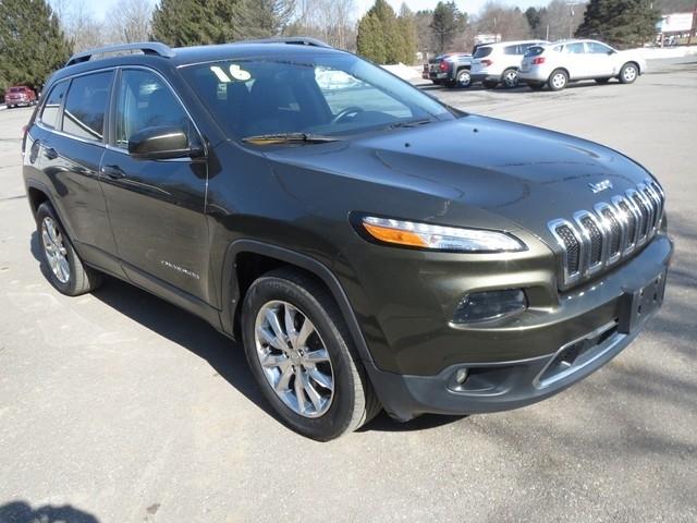 Jeep Cherokee 4WD 4dr Limited 2016