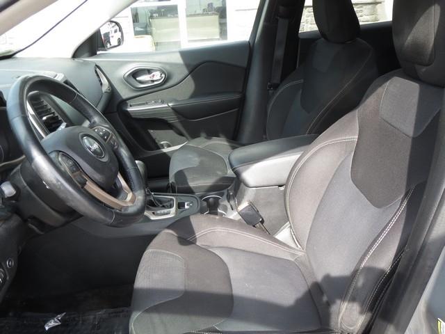 Jeep Cherokee 4WD 4dr Latitude Altitude 2015