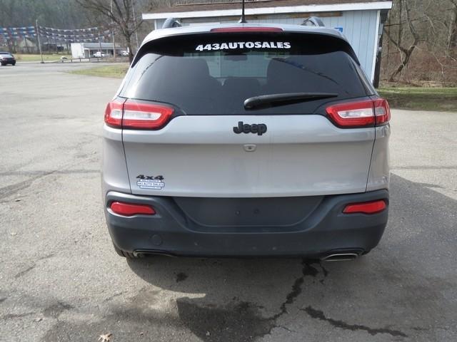 Jeep Cherokee 4WD 4dr Latitude Altitude 2015