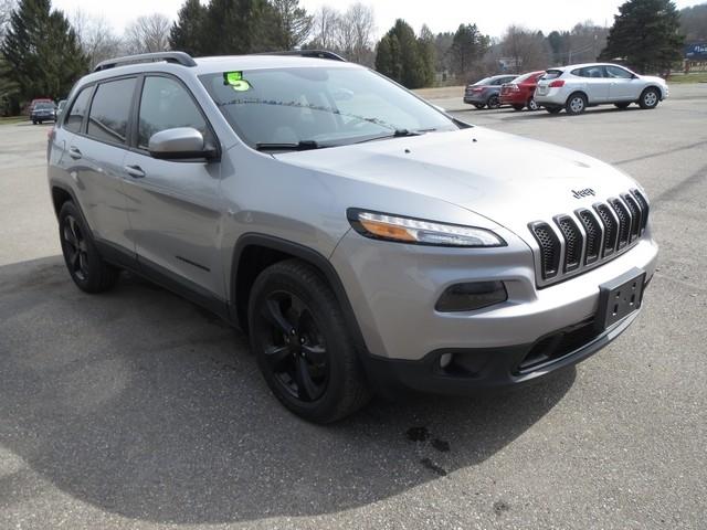 Jeep Cherokee 4WD 4dr Latitude Altitude 2015