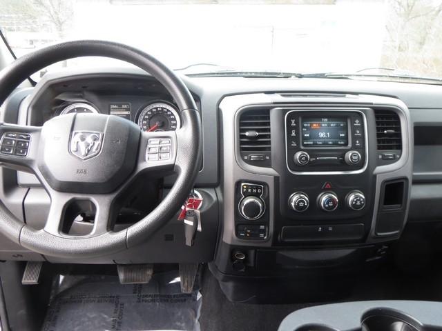 RAM 1500 4WD Quad Cab 140.5" Tradesman 2014