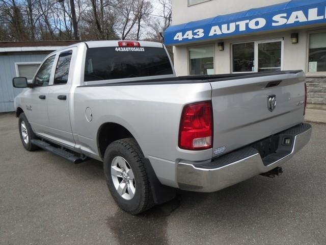 RAM 1500 4WD Quad Cab 140.5" Tradesman 2014