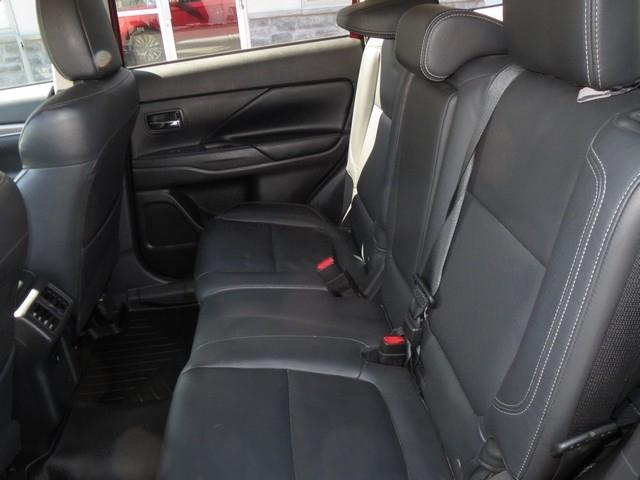 Mitsubishi Outlander  2019