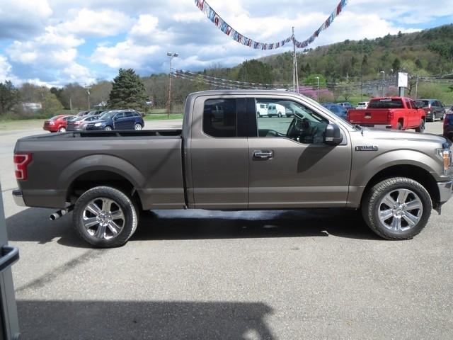 Ford F-150 Lariat 4WD SuperCab 8' Box 2018
