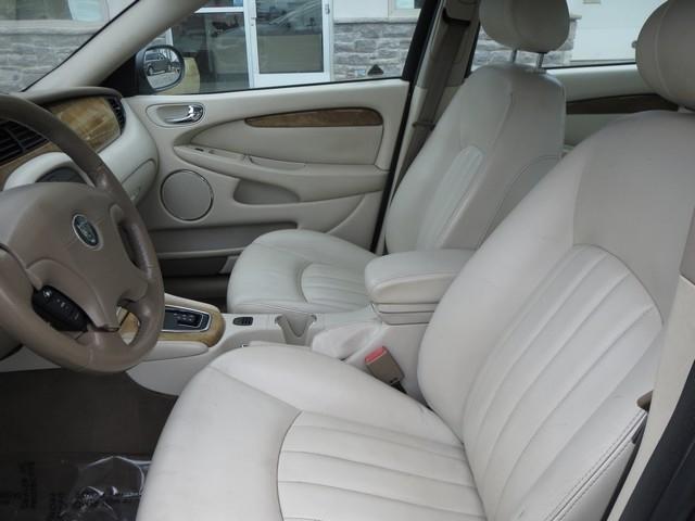 Jaguar X-Type 4dr Sdn 3.0L 2003