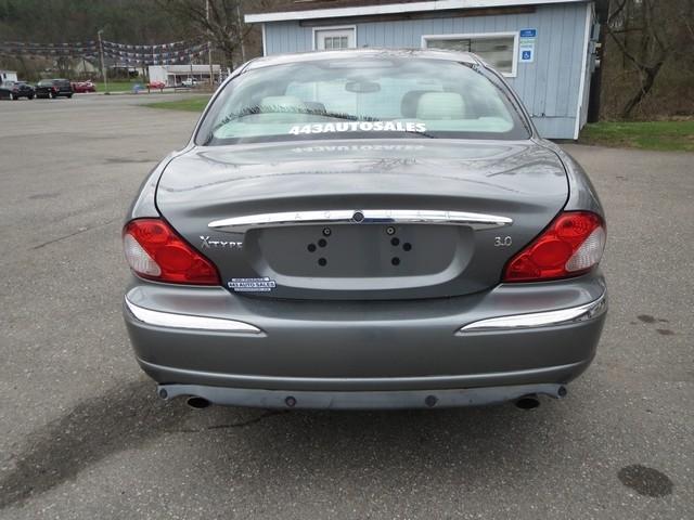 Jaguar X-Type 4dr Sdn 3.0L 2003