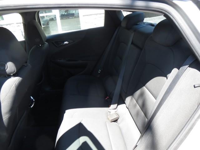 Chevrolet Malibu 4dr Sdn LT w/1LT 2017