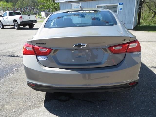Chevrolet Malibu 4dr Sdn LT w/1LT 2017