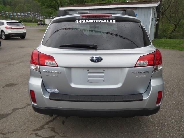 Subaru Outback  2013