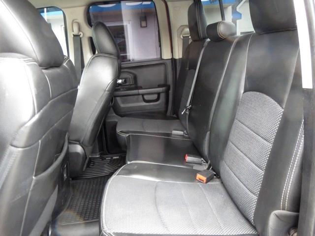 RAM 1500 4WD Quad Cab 140.5" Sport 2013