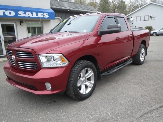 RAM 1500 4WD Quad Cab 140.5" Sport 2013