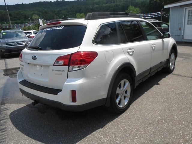 Subaru Outback 4dr Wgn H4 Auto 2.5i Premium 2014