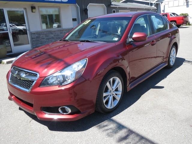 Subaru Legacy 4dr Sdn H4 Auto 2.5i Premium 2013