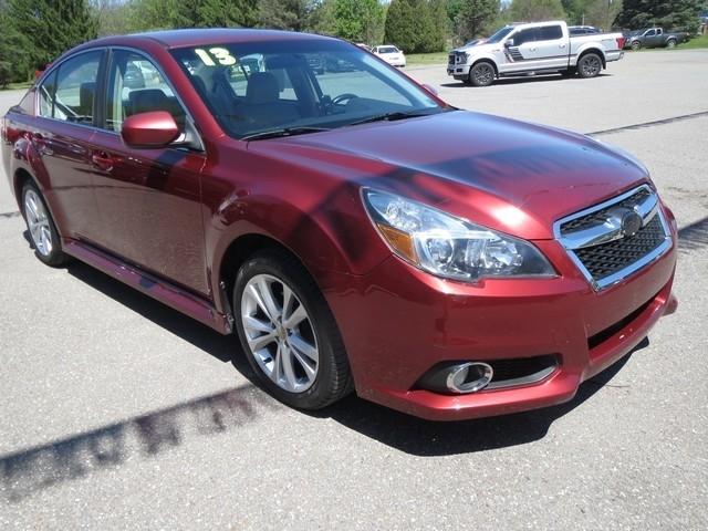 Subaru Legacy 4dr Sdn H4 Auto 2.5i Premium 2013