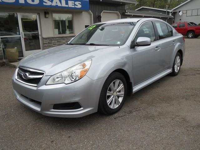 Subaru Legacy 4dr Sdn H4 Auto 2.5i Premium 2012