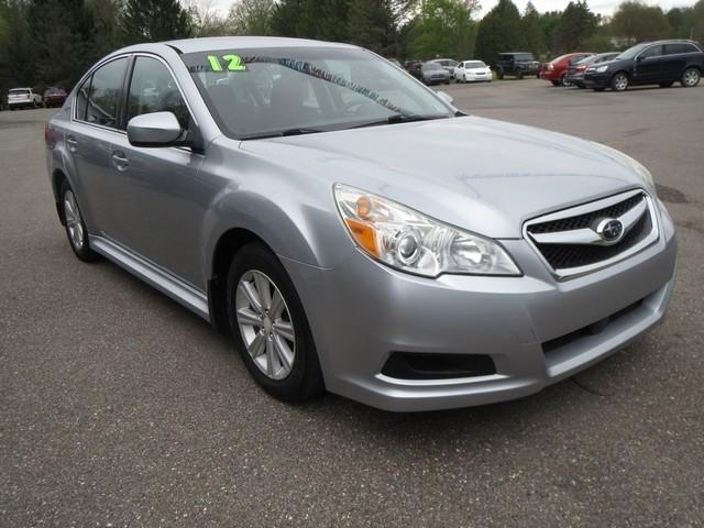 Subaru Legacy 4dr Sdn H4 Auto 2.5i Premium 2012
