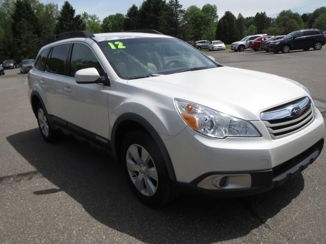 Subaru Outback 4dr Wgn H4 Auto 2.5i Premium 2012