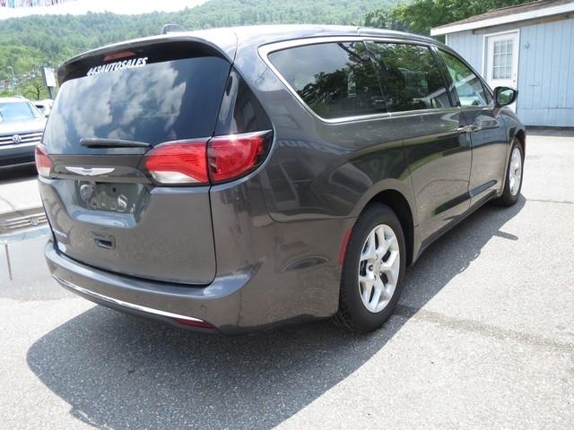 Chrysler Pacifica Touring Plus FWD 2018