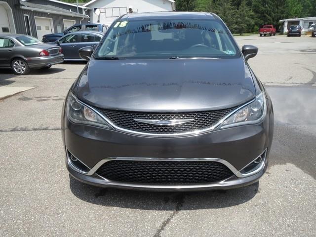 Chrysler Pacifica Touring Plus FWD 2018