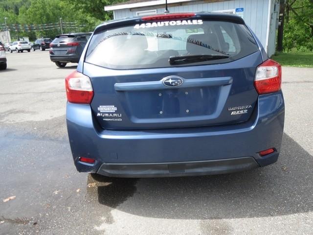 Subaru Impreza Wagon 5dr Auto 2.0i 2012