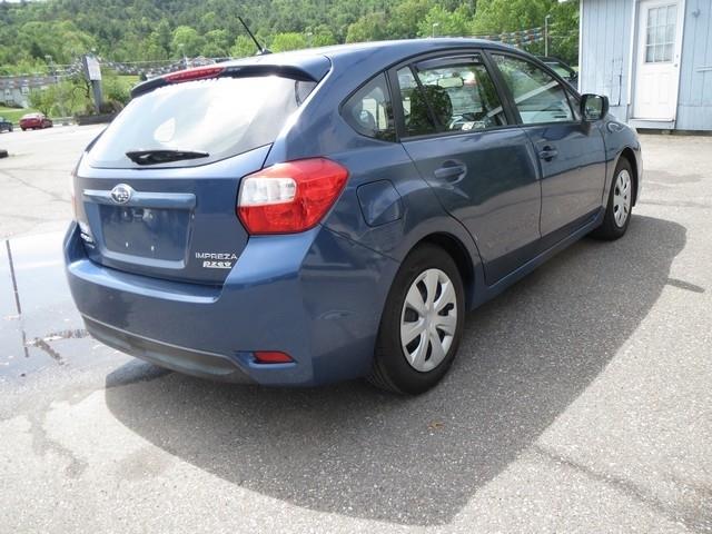 Subaru Impreza Wagon 5dr Auto 2.0i 2012