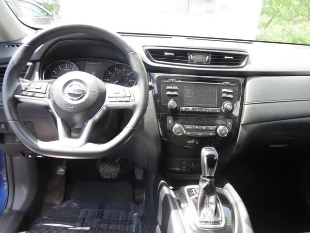 Nissan Rogue  2017
