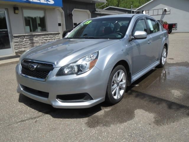 Subaru Legacy 4dr Sdn H4 Auto 2.5i Premium 2013