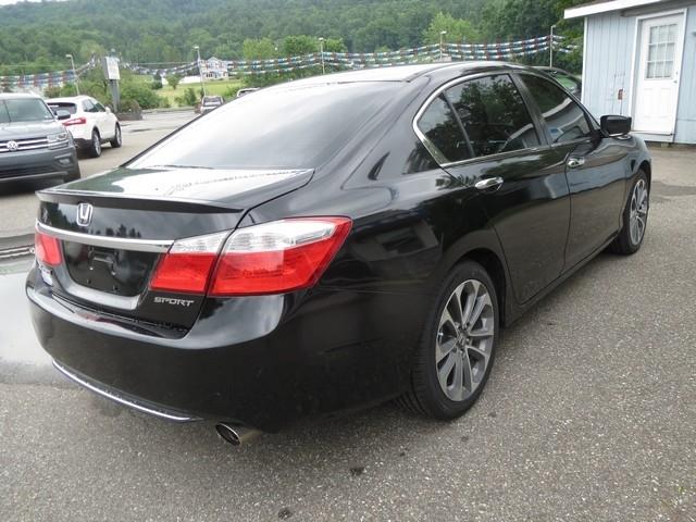 Honda Accord Sedan 4dr I4 CVT Sport 2015