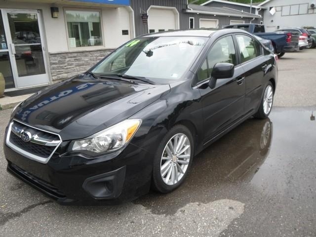 Subaru Impreza Sedan 4dr Auto 2.0i Premium 2014