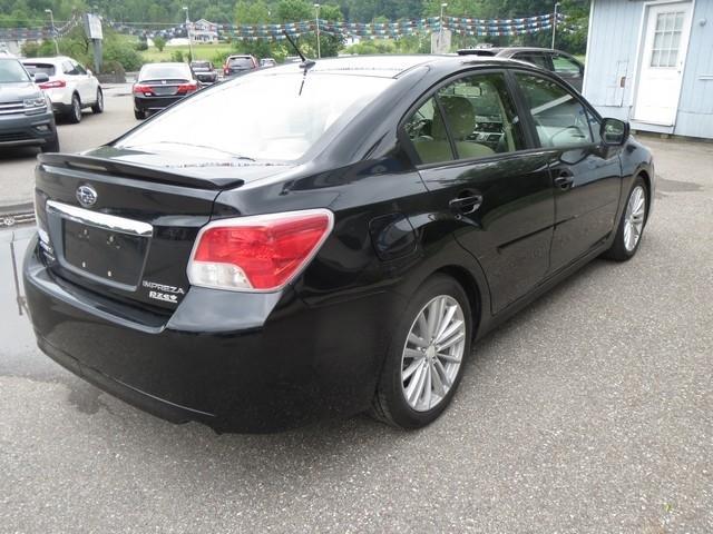 Subaru Impreza Sedan 4dr Auto 2.0i Premium 2014