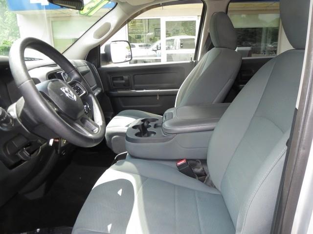 RAM 1500 4WD Crew Cab 149" Tradesman 2015
