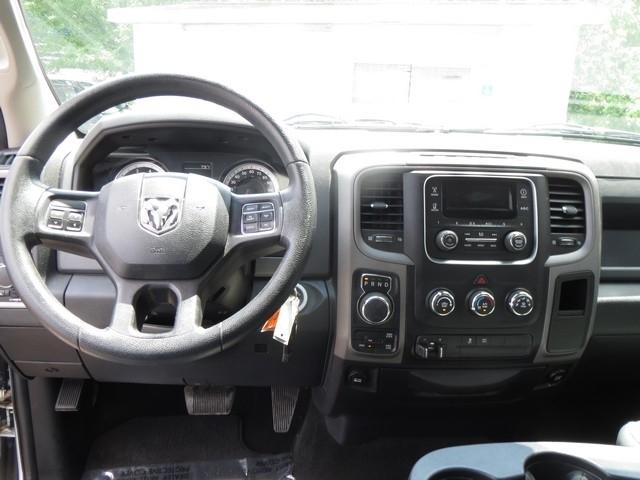 RAM 1500 4WD Crew Cab 149" Tradesman 2015