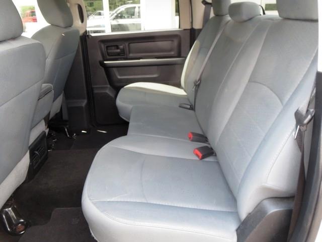 RAM 1500 4WD Crew Cab 149" Tradesman 2015