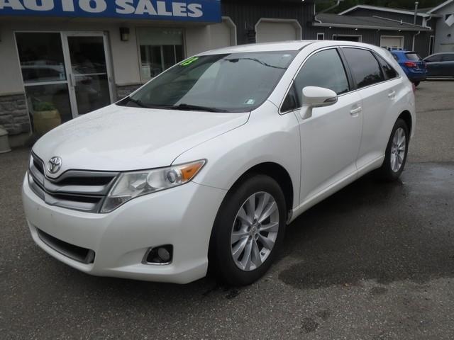 Toyota Venza 4dr Wgn I4 AWD XLE (Natl) 2013