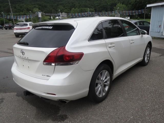 Toyota Venza 4dr Wgn I4 AWD XLE (Natl) 2013