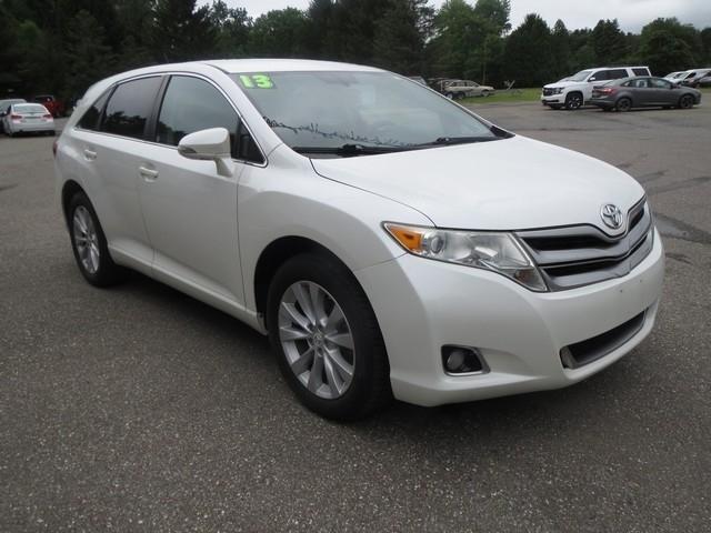 Toyota Venza 4dr Wgn I4 AWD XLE (Natl) 2013