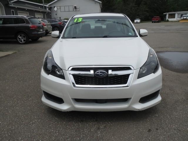 Subaru Legacy 4dr Sdn H4 Auto 2.5i Premium 2013