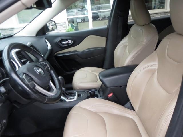 Jeep Cherokee FWD 4dr Latitude 2015