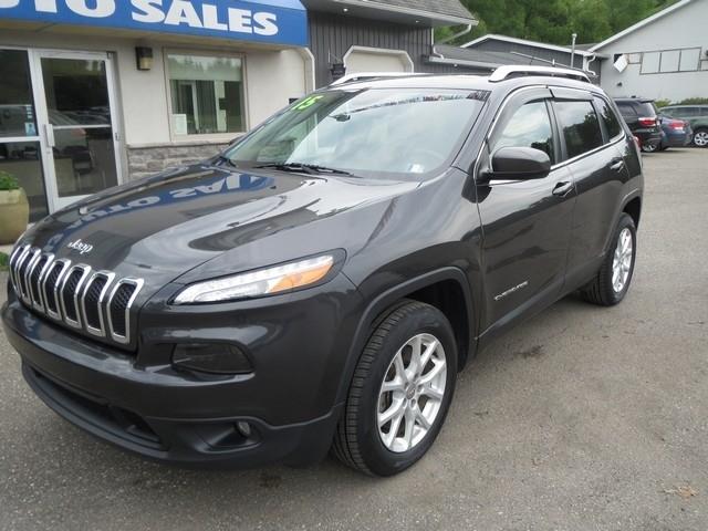 Jeep Cherokee FWD 4dr Latitude 2015